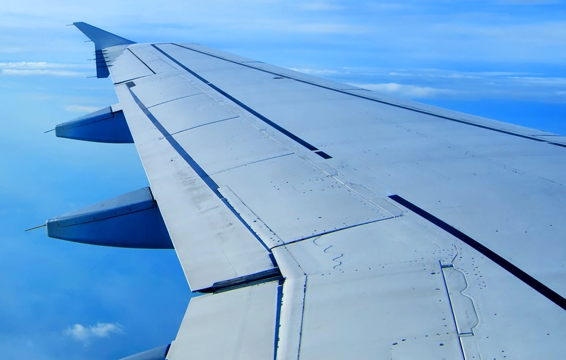 airplane wing